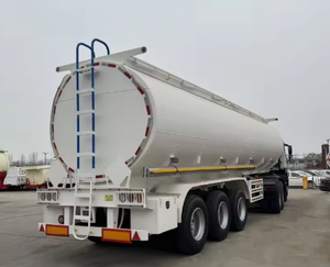 Semirremolque Cisterna Personalizable de 3 Ejes y 40000 Litros para Transporte de Líquidos, Diésel, Gasolina, Agua, Aceite y Combustible, en Venta - Product Image 1