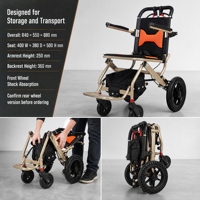 Fauteuil roulant manuel pour les soins à domicile et la mobilité des personnes âgées avec structure pliable, manipulation pratique et rangement compact