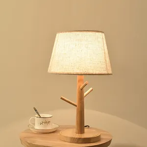 Semplice e moderno lampada da scrivania decorativa camera da letto lampada da comodino personalità creativa camera dei bambini ragazza cuore scrivania in legno massello