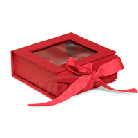 Boîtes d'emballage en carton rose transparent pour gâteaux avec pelliculage brillant, gaufrage, ruban et fermeture magnétique personnalisée, conception alimentaire sécurisée