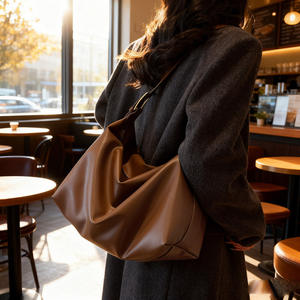 Sac Grande Capacité Nouveau Modèle 2025 – Sac Fourre-tout Élégant et Décontracté pour Femme, Idéal Travail et Trajet Quotidien - Product Image 4