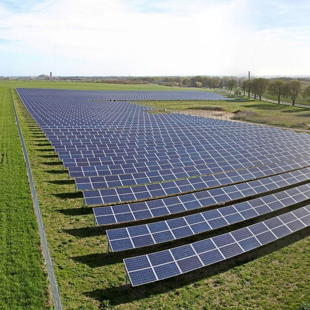 Customized Solar Panels System 1MW 2MW 5MW Solar Power Plant on Grid Station with Inverter Mounting Structure Microgrid
