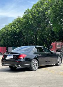 Autos Usados <span class=keywords><strong>Mercedes</strong></span> <span class=keywords><strong>E300L</strong></span> 2019 2.0T 245HP 9AT 370Nm Distancia entre Ejes de 3079 mm Sonido Burmester Techo Solar Panorámico Bluetooth Volante a la Izquierda Cuero R18 - Product Image 3
