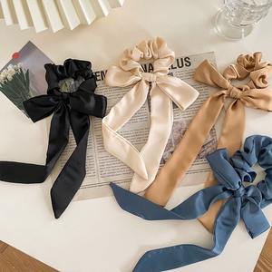 Многоцветный длинный атласный бантик-резинка для волос однотонного цвета, подходит для женщин и девочек для повседневного ношения - Product Image 2