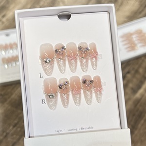 Uñas Postizas Hechas a Mano de Lujo <span class=keywords><strong>con</strong></span> Diseño de Mariposa y <span class=keywords><strong>Manicura</strong></span> <span class=keywords><strong>Francesa</strong></span> <span class=keywords><strong>con</strong></span> Circonitas y Diamantes Rosas Súper <span class=keywords><strong>Brillantes</strong></span> - Product Image 4