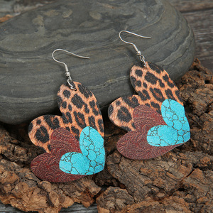 Orecchini a cuore a strati per donna, gioielli alla moda in finta pelle con paillettes, fantasia leopardata, scozzese e a pois - Product Image 4