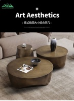 Table basse ronde moderne Wayon en métal, plateau doré de luxe avec base noire pour la décoration du salon