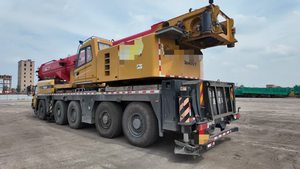 Grúa sobre orugas Sany SAC2200T con brazo principal de 73 m y contrapeso de 76.5 t, maquinaria pesada, motor, caja de cambios, venta en octubre de 2020 - Product Image 5