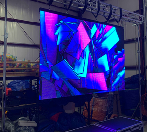 Pantalla LED para Exteriores, Resolución 4K, Brillo de 7000 cd, IP65 Impermeable, Montaje en Pared, Color Plateado - Product Image 6