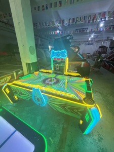 Air Hockey Cinema Lobby Entertainment Machine With <b>Electronic</b> Counter for Visitor Retention and Commercial Traffic - Product Image 3