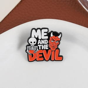 Pin de esmalte Music <span class=keywords><strong>Me</strong></span> And <span class=keywords><strong>The</strong></span> <span class=keywords><strong>Devil</strong></span> - Product Image 3