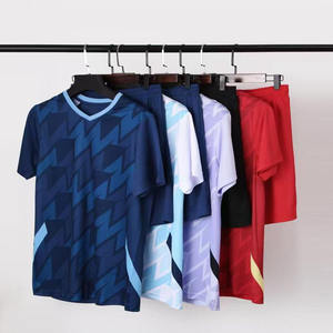 2025泰国足球球衣套装100% 聚酯升华定制名称印刷顶级足球套装儿童球员球迷 - Product Image 6