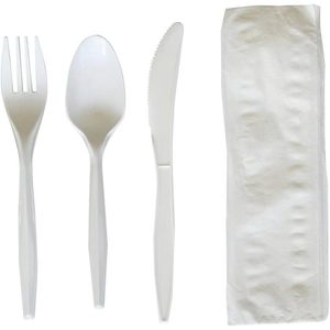 Kit de Cubiertos Desechables de Polipropileno Blanco de Peso Medio, Cuatro Piezas, Cuchillo, Servilleta/Cuchara, 250 Unidades/Caja para Hoteles - Product Image 1