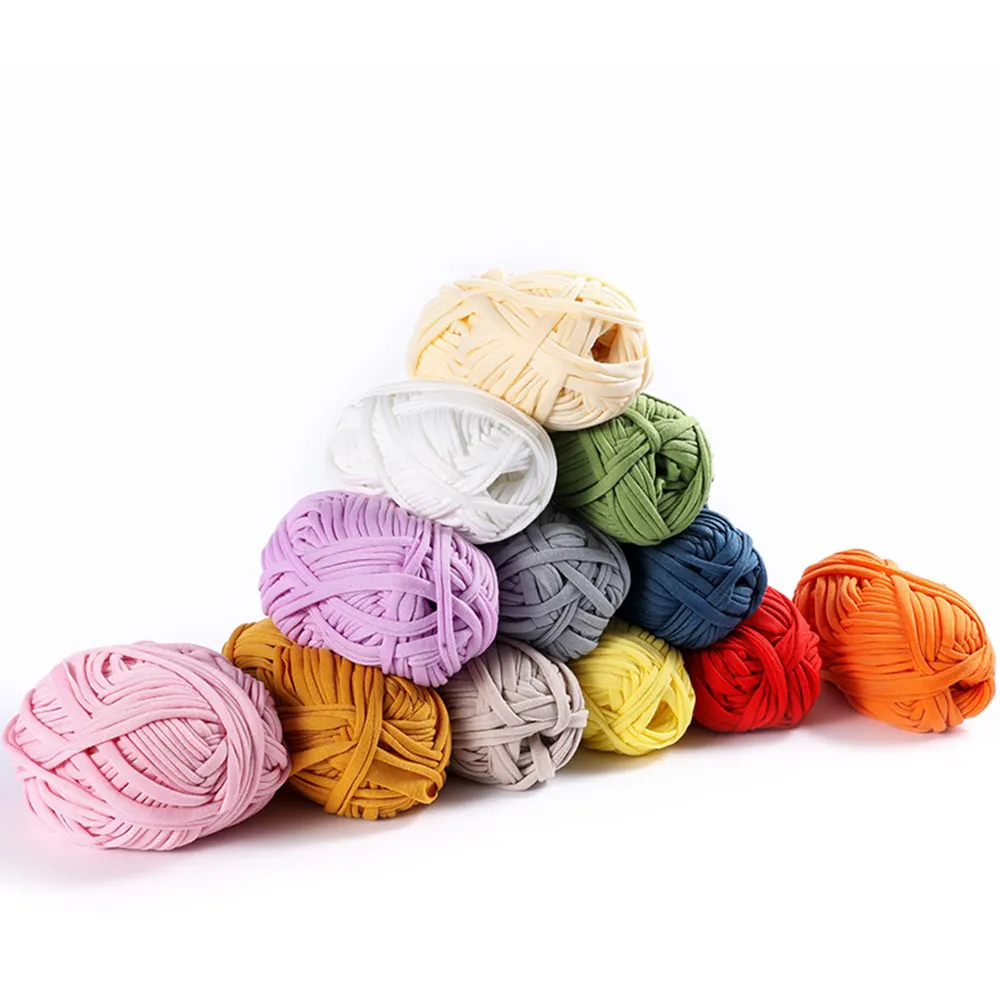 Expédition rapide personnalisé 100% polyester t-shirt crochet tricot à la main polyester fantaisie doux épais fil pour crochet sac vente en gros