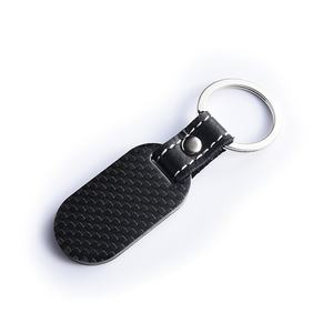 Porte-clés en métal noir, fibre de carbone et cuir, personnalisable avec logo, pour marques automobiles, vente en gros - Product Image 3