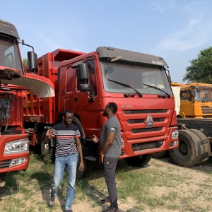 Camion à benne basculante HOWO 6X4 d'occasion remis à neuf avec 371 hp, livraison rapide disponible - Product Image 5