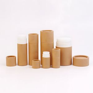 Baume à lèvres hydratant d'origine naturelle avec logo personnalisé, emballage en tube de papier carré ovale, baume à lèvres en tube poussoir - Product Image 1