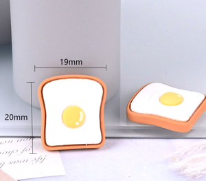 Nuevos diseños de galletas y bizcochos de resina, dijes planos para manualidades, dijes de dibujos animados Kawaii para decoración de uñas, dijes de lujo para estuches, artesanías de resina de diseñador. - Product Image 3
