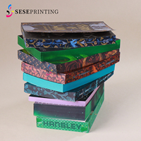 Impression de livres à couverture souple personnalisée avec bords à motifs et estampage à chaud pour romans en édition limitée OEM