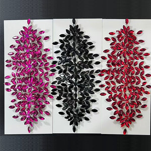 Nuovissimi <span class=keywords><strong>Accessori</strong></span> di Lusso: Applicazione in Cristallo 3D a Forma di Foglie per <span class=keywords><strong>Abiti</strong></span> <span class=keywords><strong>da</strong></span> <span class=keywords><strong>Sera</strong></span> - Product Image 2