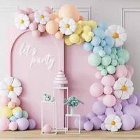 Kits d'arc de ballons ronds standard pour fête d'anniversaire en latex de mariage avec logo personnalisé