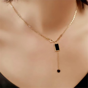Collar de Moda Femenino de Alta Gama, Plata S925 con Baño de Oro K y Piedra de Ágata, Joyería Fina - Product Image 1