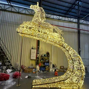 Décoration de Noël en forme de cheval grandeur nature avec éclairage LED pour extérieur, parc, jardin et aménagement paysager de vacances - Product Image 1