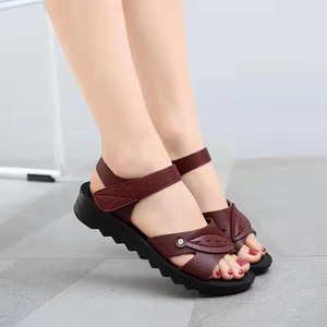 Sandalias de Playa para Mujer, Cómodas, Casuales, para Mujeres de Mediana Edad y Mayores, con Plantilla de PU Suave, Resistentes al Agua, Antideslizantes, en Oferta - Product Image 3
