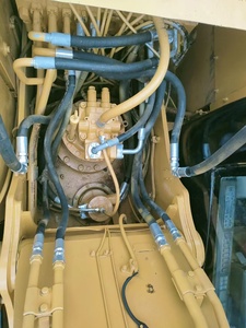 รถขุดตีนตะขาบ Caterpillar 320CL มือสอง ราคาคุ้มค่า ใช้งานได้อย่างแม่นยำ ทนทาน - Product Image 2