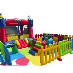 Panneaux de clôture gonflables en plastique pour jeux intérieurs/extérieurs, usage en centres commerciaux et écoles, portail de jeu souple et coloré, parc de jeux en PE - Product Image 2