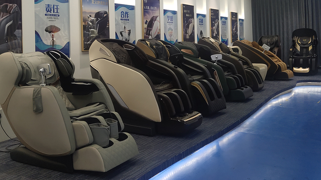 Leercon 4D Massage Chair - Experience Zero Gravity Comfort