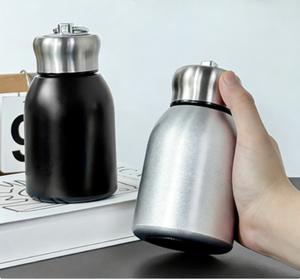 Bouteille d'eau isotherme miniature en acier inoxydable 316 de qualité alimentaire réutilisable avec couvercle, écologique, sans BPA - Product Image 5