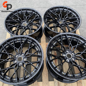 Rueda de Aleación Forjada Cóncava con Detalles de Fibra de Carbono, Forjado a Alta Presión de 12000 Toneladas, PCD Personalizado, Acabado Superficial ET con Tapa Central - Product Image 3