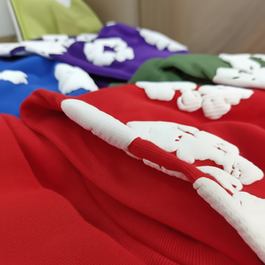 Sudadera con Capucha para Hombre, Estilo Urbano, Personalizada, 100% Algodón, con Estampado Puff de Alta Densidad - Product Image 1