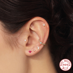 Pendientes de tuerca con rosca de plata de ley S925 y circonita copo de nieve de 16G, parte trasera plana, chapados en oro de 18k - Product Image 4