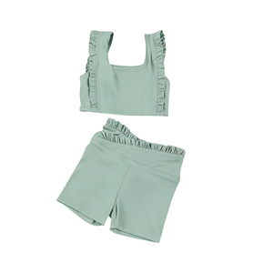 GSD3620 Tenues de yoga décontractées à manches courtes pour petites filles actives, imprimé uni noir, vente en gros - Product Image 2