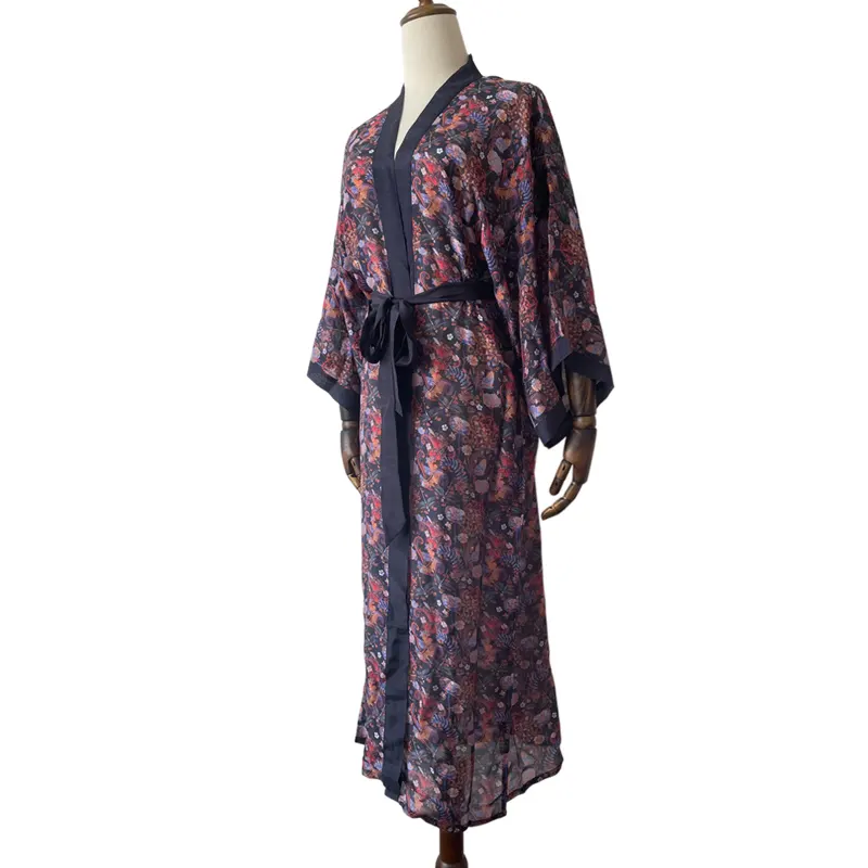 Benutzer definierte Seide Cardigan Kimono Robe Langarm Strand vertuschen Frau Kimono Kleid lange Robe zu verkaufen