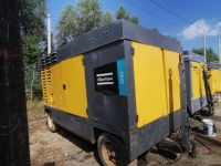 Moteur Atlas Copco XAVS 900 CAT de seconde main compresseur d'air jaune à vis diesel portable modèle 2011 14 bars