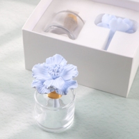 Diffuseur d'huiles essentielles en porcelaine céramique parfumée, en forme de fleur, pour la maison, 50 ml, en gros
