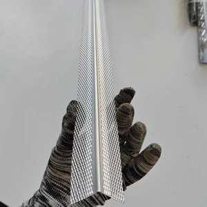 Угловой профиль из оцинкованной сетки 28x28 мм для мини-штукатурки, 2400/2700/3000 мм, для нанесения мини-штукатурки и отделки углов - Product Image 6