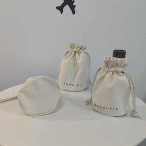 Venta al por mayor bolsa de algodón blanco de fondo redondo bolsa de joyería personalizada regalo de moda lona algodón doble cuerda de algodón bolsa de cuerda para el polvo - Product Image 1