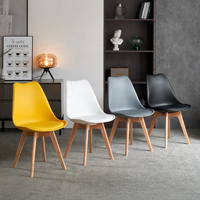 Chaise de Salle à Manger Moderne YWJ PP Scandinave Tulipe, Pieds en Bois, Plastique, Prix Abordable, Chaise d'Appoint pour Café, Échantillons Gratuits et Vente en Gros