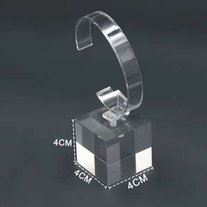 Présentoir de montre de bureau en plastique acrylique transparent C-Ring Type Retail Bracelet Rack pour la publicité emballée dans un carton - Product Image 5