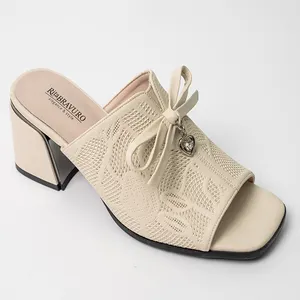 2024 chine YZY chaussures produits tendances 2024 nouveauté dames sandales designer pantoufles femmes femmes talons