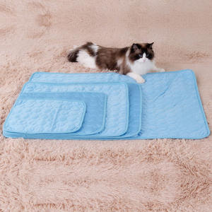 Pet Dog Mat Selbst kühlende Matratze Cat Summer Ice Pad Kissen Keep Cool Bed - Product Image 4