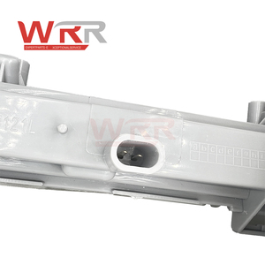 2049068900 2049060100 Feu de jour et feu antibrouillard pour Benz W204 X204 W212 C300 GLK350 Avant Gauche LH Ampoule LED DRL - Product Image 6