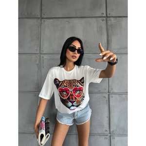 T-shirt pour femme à imprimé tigre, manches régulières, 100% coton, jersey respirant, coupe ajustée - Product Image 2