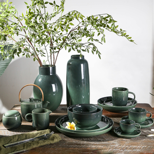 Rétro Royal Brillant Vert Réactif Émaillé Vintage Plats En Céramique De Luxe Assiettes Service De Dîner Ensembles De Vaisselle En Porcelaine pour 12 Personnes - Product Image 1