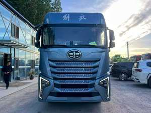 Jiefang JH6 Yinghang 2025, neuf en stock, transmission 6x4, norme d'émission Euro 6. - Product Image 2
