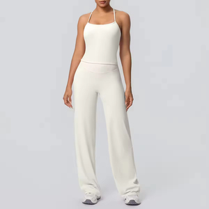 Ensemble de sport 2 pièces pour femme, couleur unie, respirant, comprenant un legging large personnalisé et un débardeur de sport, idéal pour le fitness, la gym et le yoga - Product Image 1